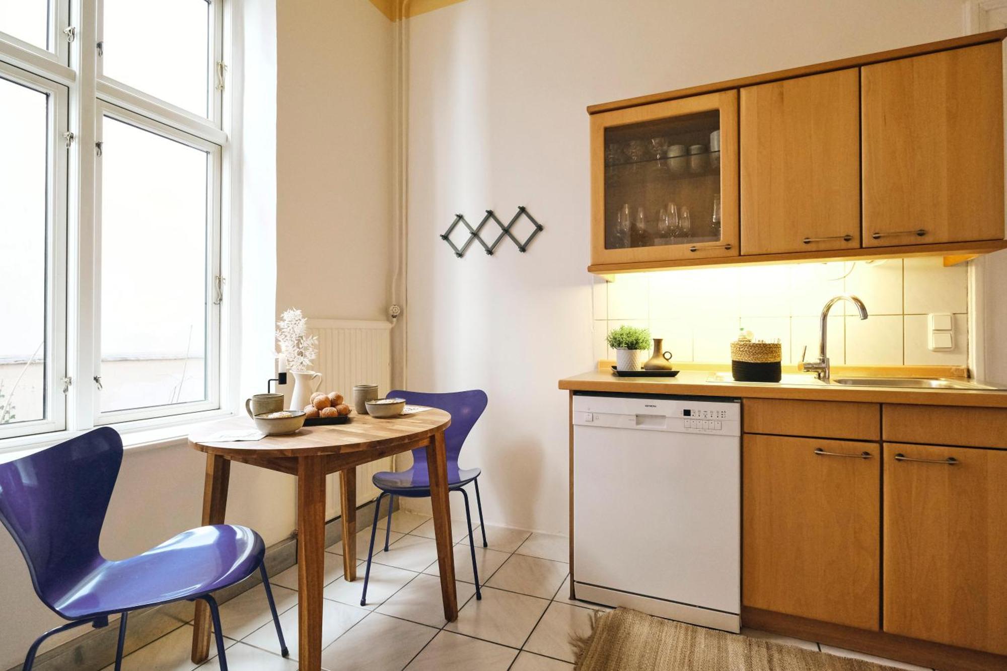 Villa Rosa - Charmante, Grosse Altbauwohnung Фленсбург Екстер'єр фото